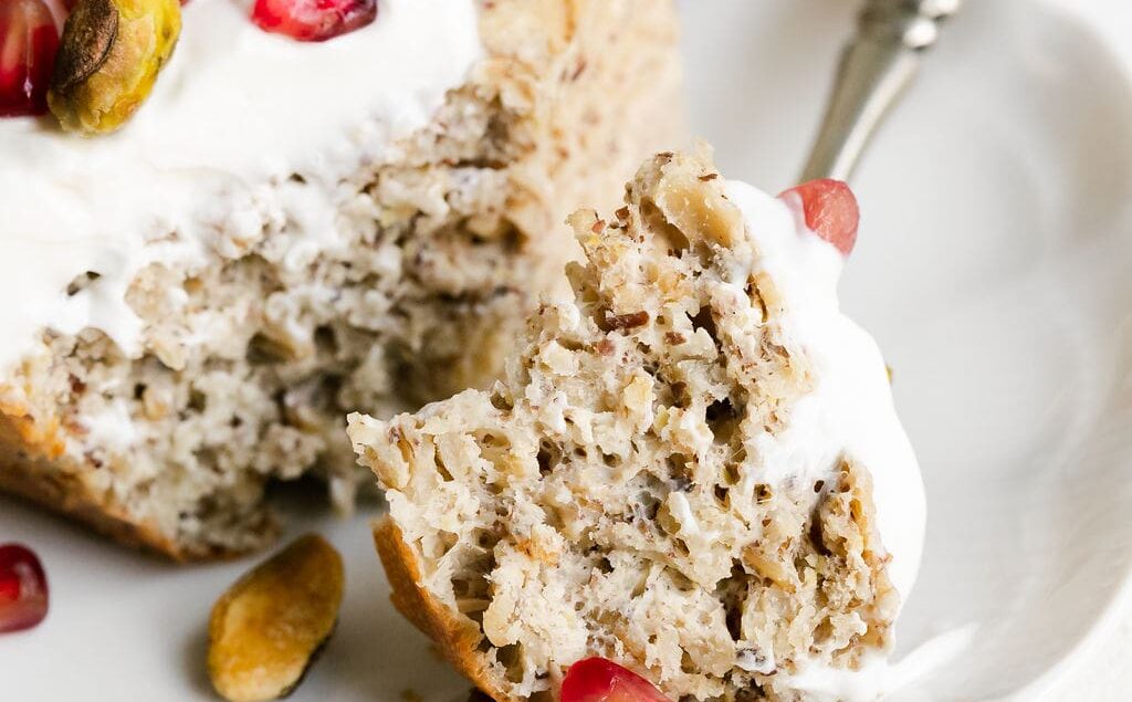 Baked-Vanilla-Protein-Oatmeal-Breakfast-Bars-12.jpg