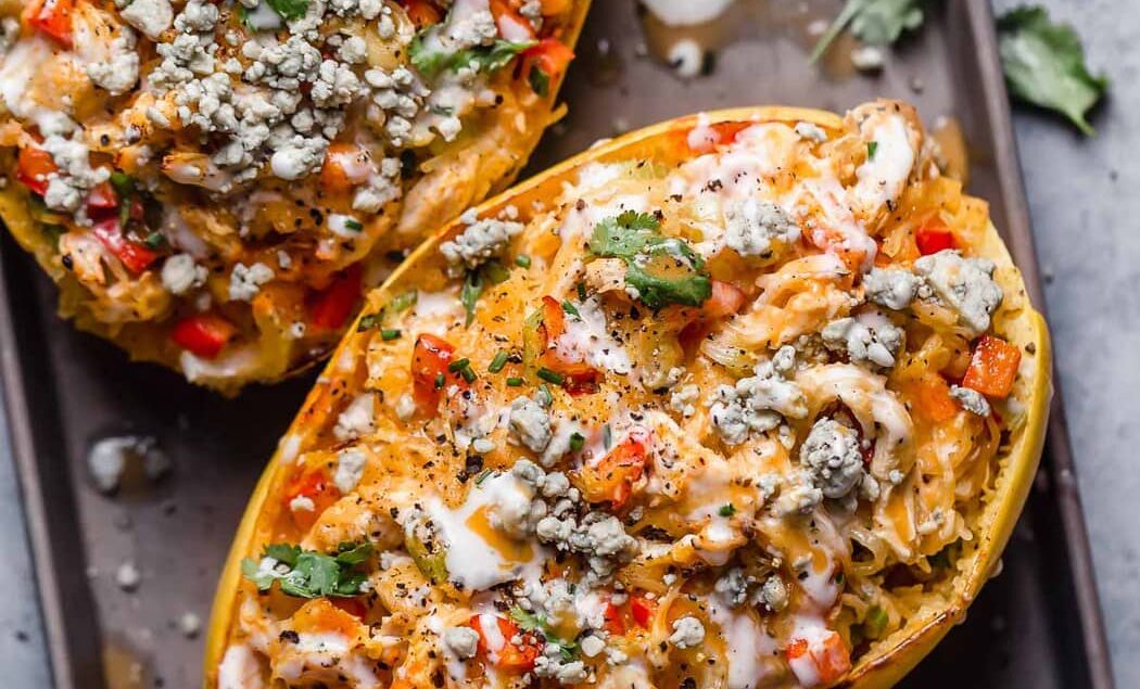 Buffalo-Chicken-Stuffed-Spaghetti-Squash-10.jpg