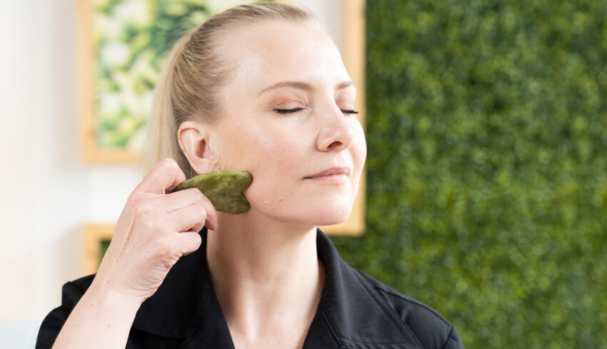 eminence-organics-gua-sha-for-the-face-and-neck.jpg