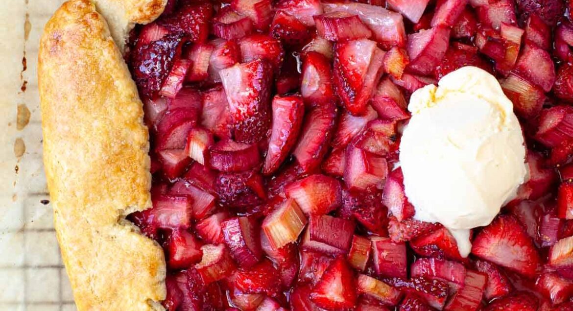 strawberry-rhubarb-galette-14-2.jpg